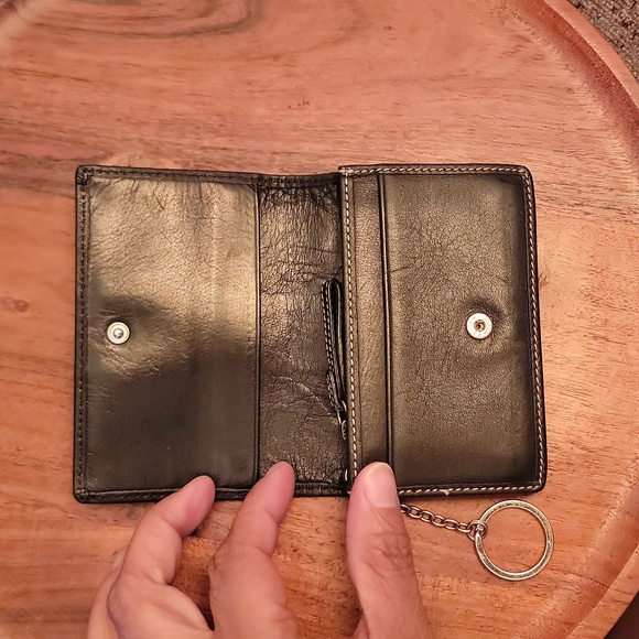 Coach - Picture 2 of 7